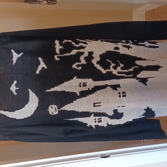 DOLLSKILL 2X TRICKZ N TREATZ BLACK/WHITE LONG-SLEEVED CARDIGAN BUTTON DOWN - Picture 2 of 16